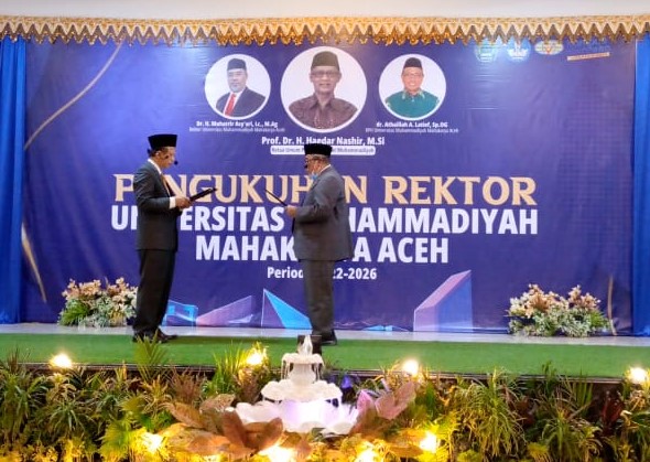 Pengukuhan Rektor Ummah Aceh